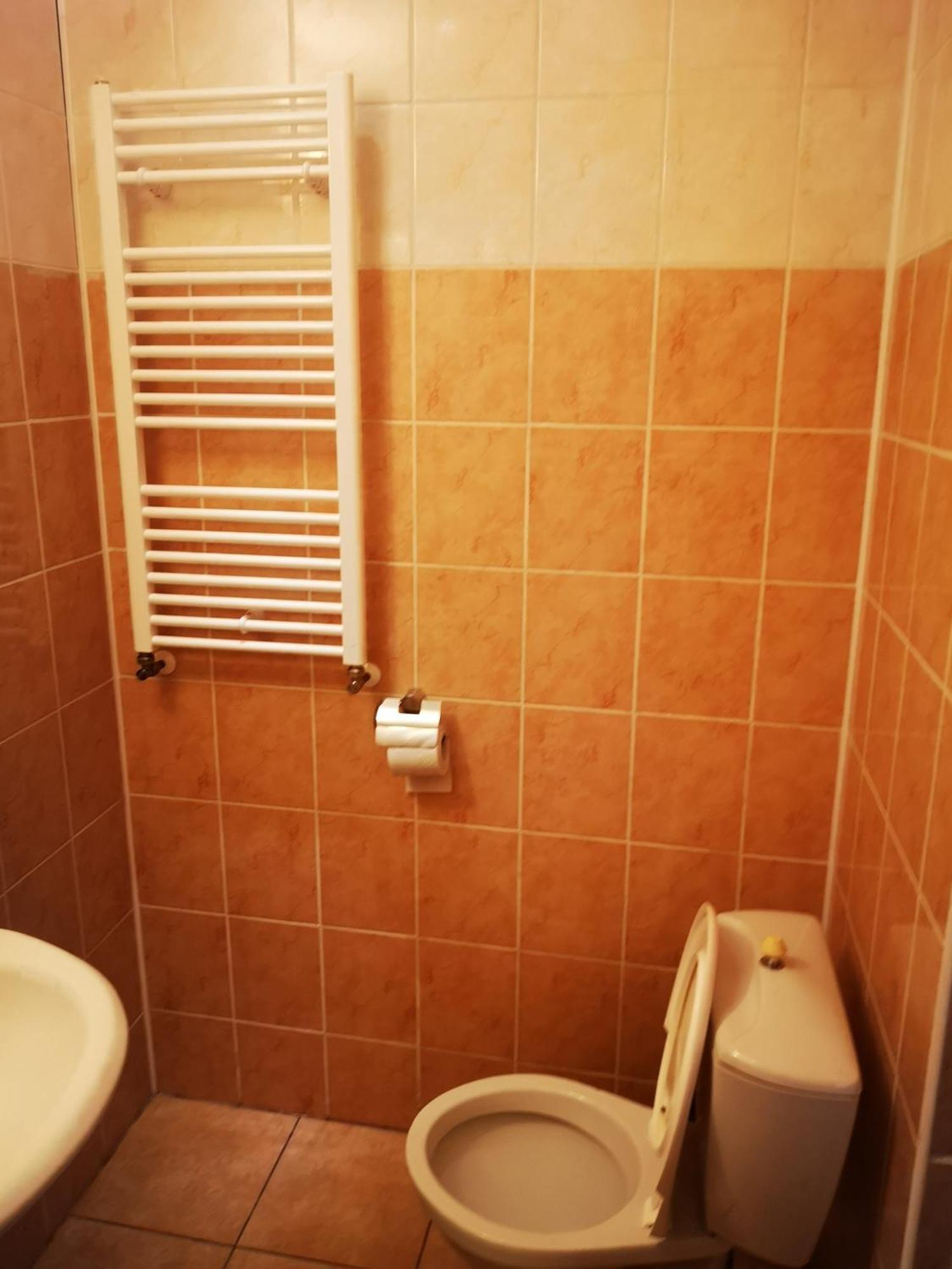 Green Apartments Lustenice Δωμάτιο φωτογραφία